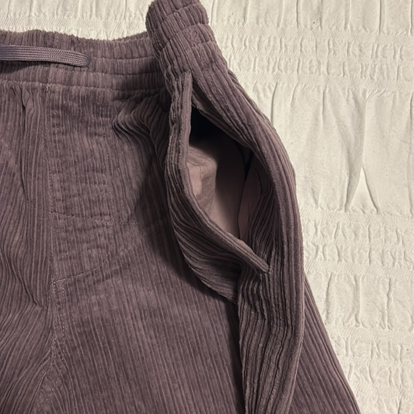 NWOT Rhythm Men’s Velvet Classic Board Bermuda Short - Picture 9 of 16